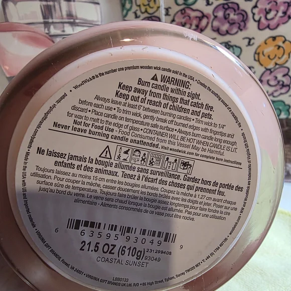 Woodwick Pink Coastal Sunset Candle - Picture 2 of 4